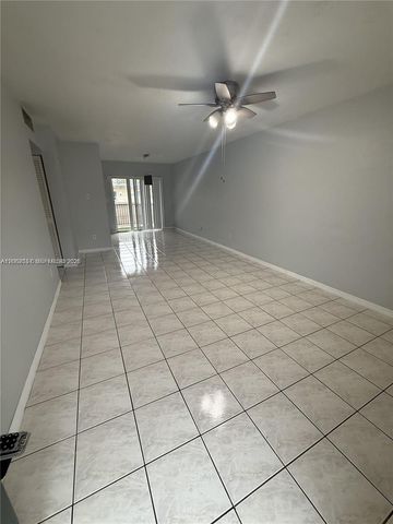 7505 SW 82nd St 314, Miami, FL 33143