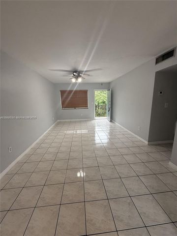 7505 SW 82nd St 314, Miami, FL 33143