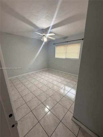 7505 SW 82nd St 314, Miami, FL 33143