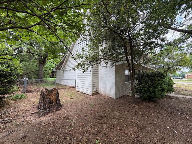 1801 Aladdin Street, Norman, OK 73072