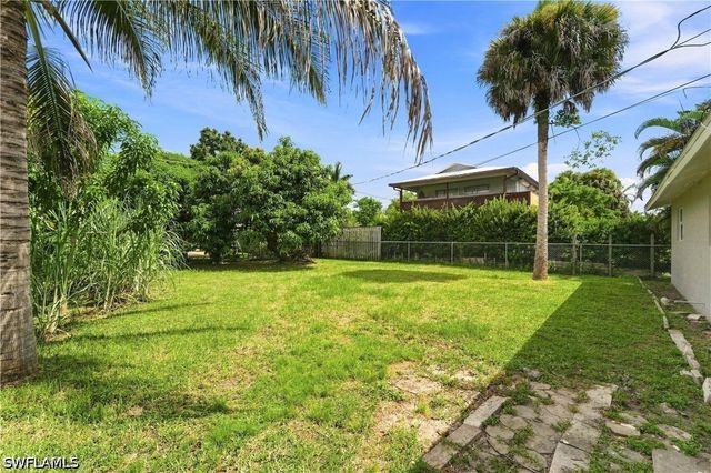 5341 Martin ST, Naples, FL 34113