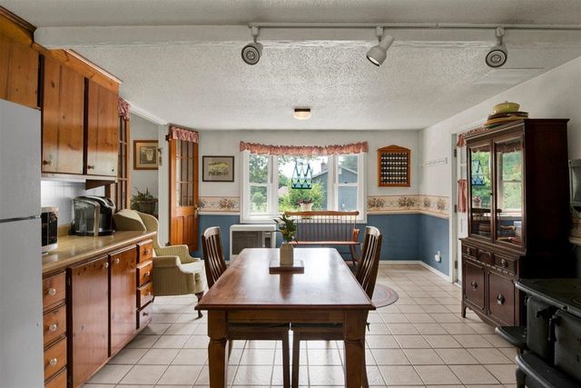 12 Mountain View Road, Jericho, VT 05465
