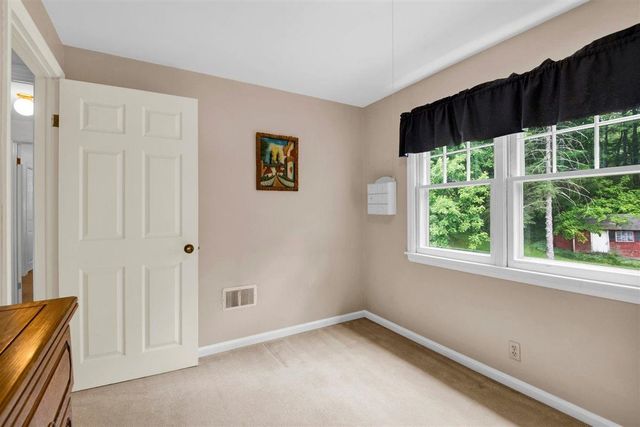 12 Mountain View Road, Jericho, VT 05465