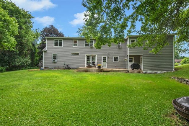 12 Mountain View Road, Jericho, VT 05465