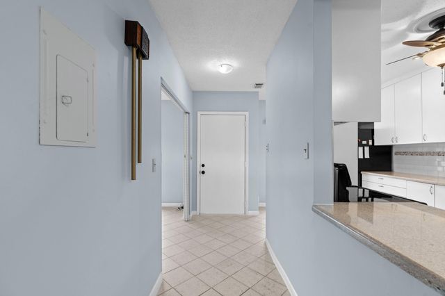 8555 Bella Vista Drive 86, Boca Raton, FL 33433