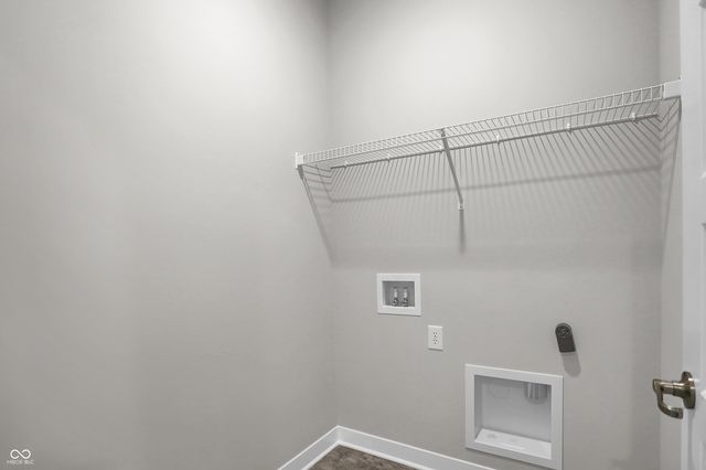 5290 Foxley Park Lane, Avon, IN 46123