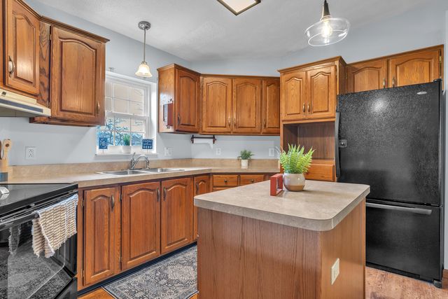 339 Azalea Lane, Lowell, IN 46356