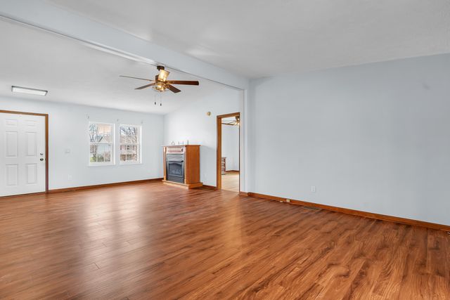 339 Azalea Lane, Lowell, IN 46356