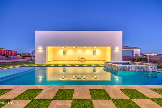 6107 N 175TH Avenue, Waddell, AZ 85355