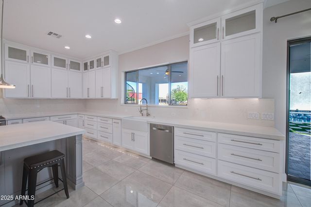 6107 N 175TH Avenue, Waddell, AZ 85355