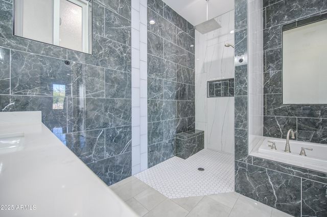 6107 N 175TH Avenue, Waddell, AZ 85355