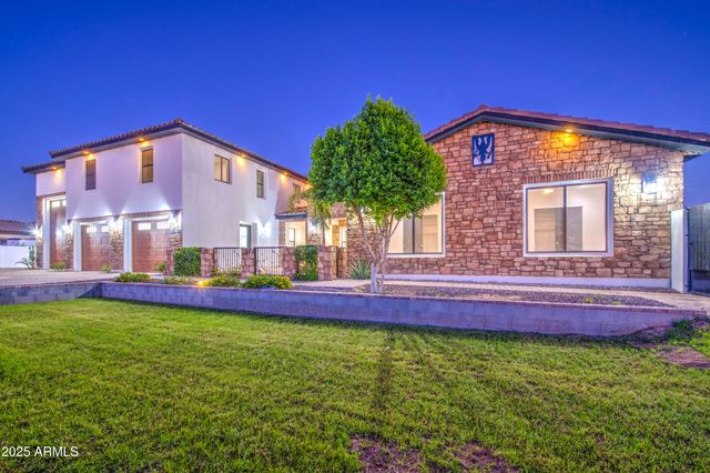 6107 N 175TH Avenue, Waddell, AZ 85355