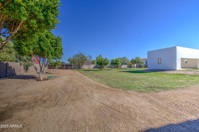 6107 N 175TH Avenue, Waddell, AZ 85355