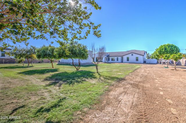 6107 N 175TH Avenue, Waddell, AZ 85355