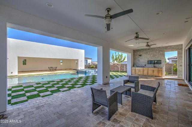 6107 N 175TH Avenue, Waddell, AZ 85355