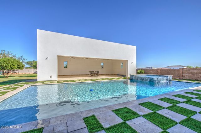 6107 N 175TH Avenue, Waddell, AZ 85355