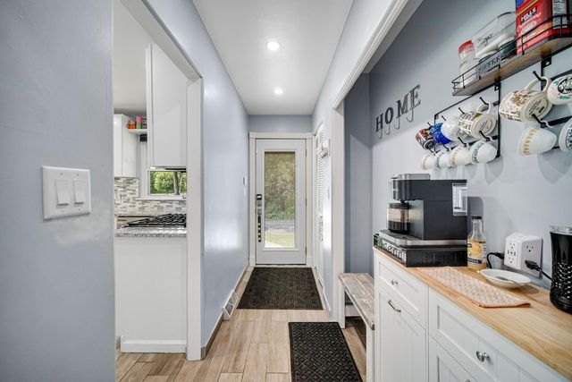 2375 Indian Boundary Road, Chesterton, IN 46304