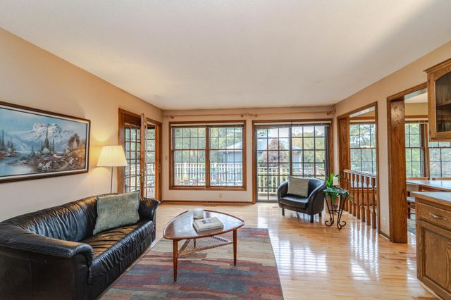 1138 Tiffany Point, Eagan, MN 55123