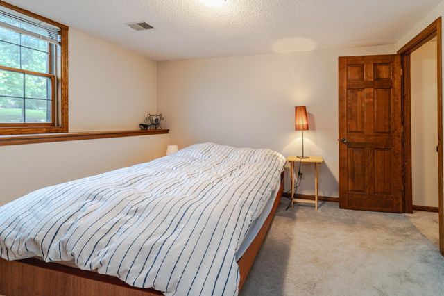 1138 Tiffany Point, Eagan, MN 55123