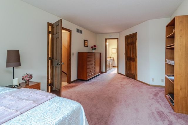 1138 Tiffany Point, Eagan, MN 55123