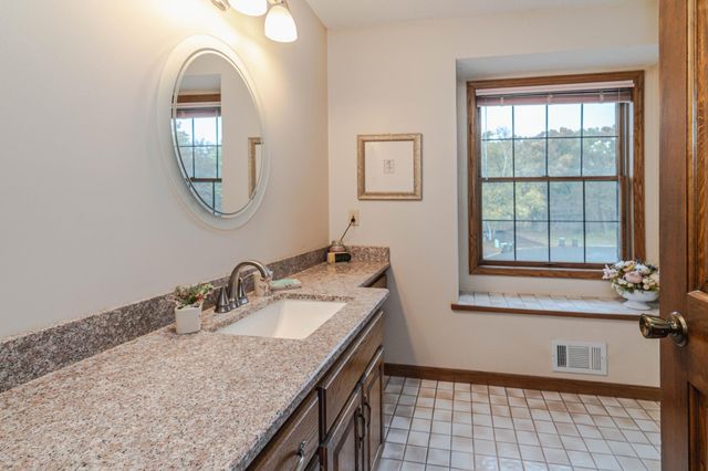 1138 Tiffany Point, Eagan, MN 55123