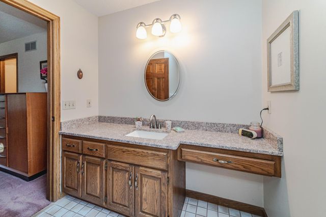 1138 Tiffany Point, Eagan, MN 55123