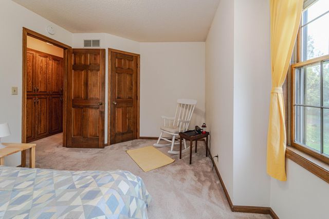 1138 Tiffany Point, Eagan, MN 55123