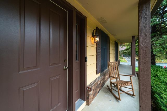 1138 Tiffany Point, Eagan, MN 55123