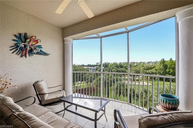 4834 Hampshire CT 303, Naples, FL 34112