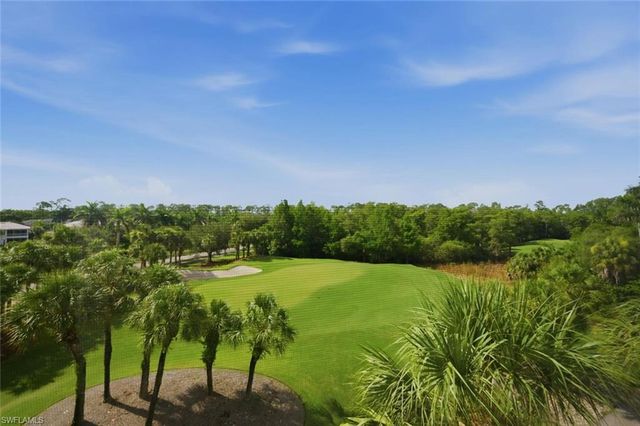 4834 Hampshire CT 303, Naples, FL 34112