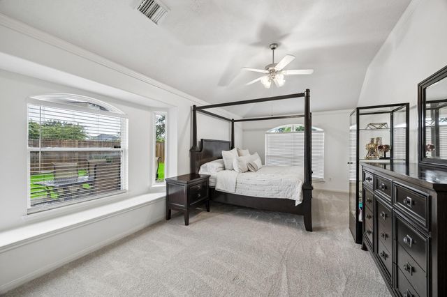2709 Los Alamos Circle, Deer Park, TX 77536
