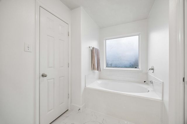 2709 Los Alamos Circle, Deer Park, TX 77536
