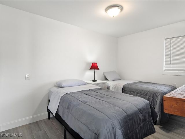 107 East AVE, Goodland, FL 34140