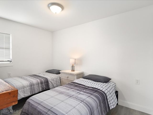 107 East AVE, Goodland, FL 34140