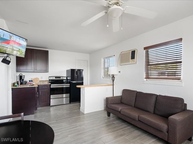 107 East AVE, Goodland, FL 34140