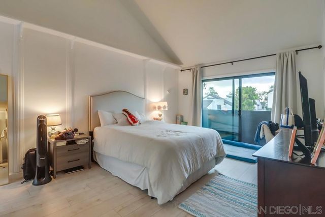 3960 Voltaire St, San Diego, CA 92107