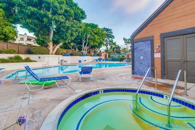 3960 Voltaire St, San Diego, CA 92107