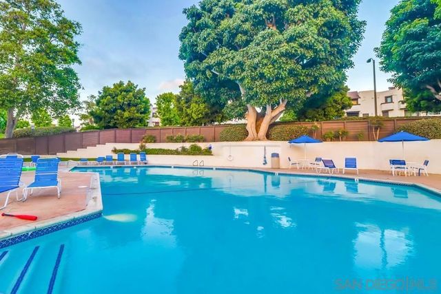 3960 Voltaire St, San Diego, CA 92107
