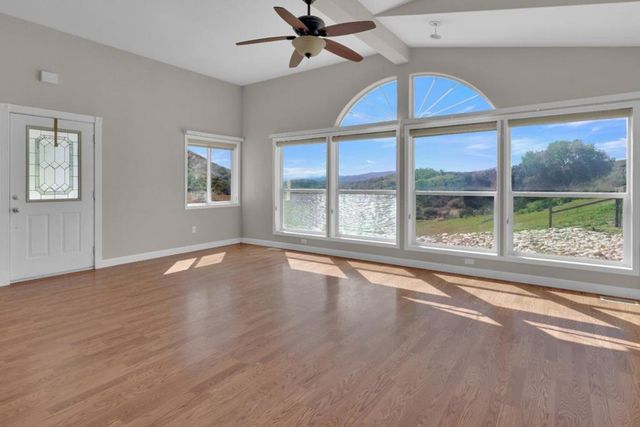 53330 Smith Road, Bradley, CA 93426