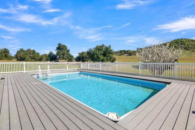 53330 Smith Road, Bradley, CA 93426