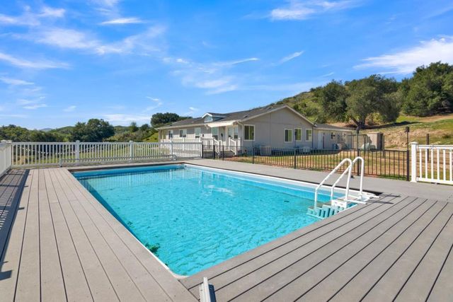 53330 Smith Road, Bradley, CA 93426