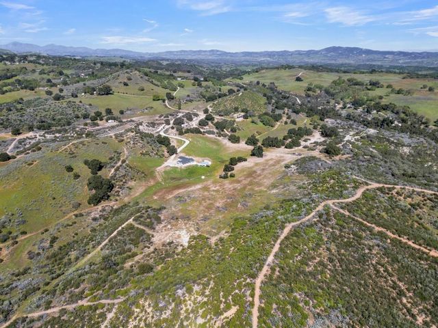 53330 Smith Road, Bradley, CA 93426