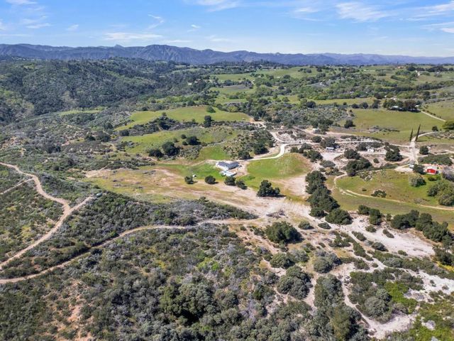 53330 Smith Road, Bradley, CA 93426