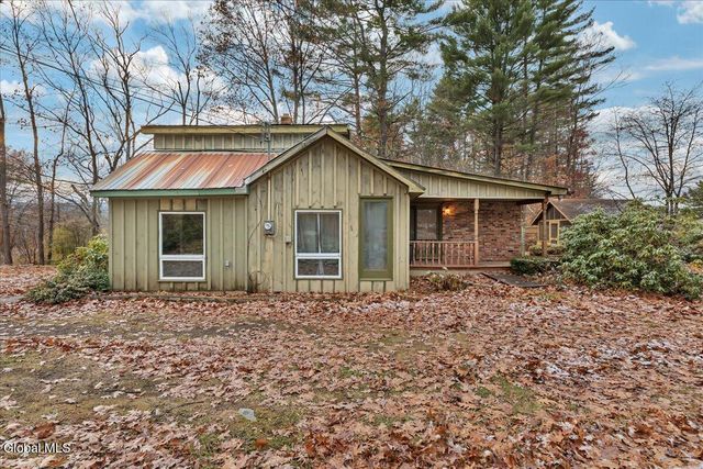 2212 Call Street, Lake Luzerne, NY 12846