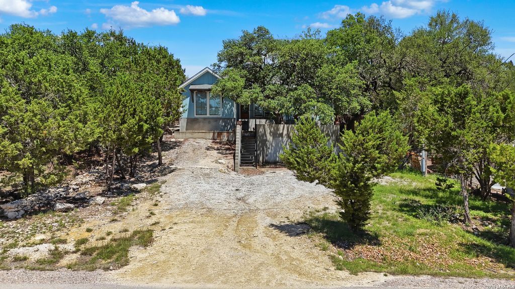 1287 Rotherman, Canyon Lake, TX 78133