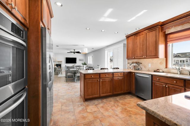 327 Tide Pond Road, Mantoloking, NJ 08738