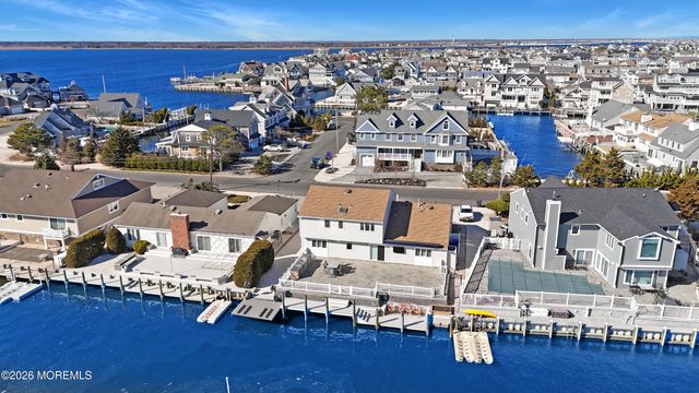 327 Tide Pond Road, Mantoloking, NJ 08738