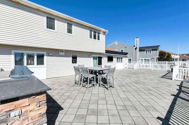 327 Tide Pond Road, Mantoloking, NJ 08738