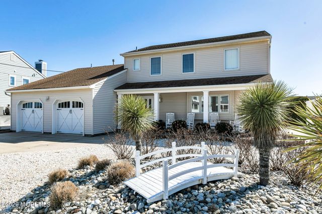 327 Tide Pond Road, Mantoloking, NJ 08738