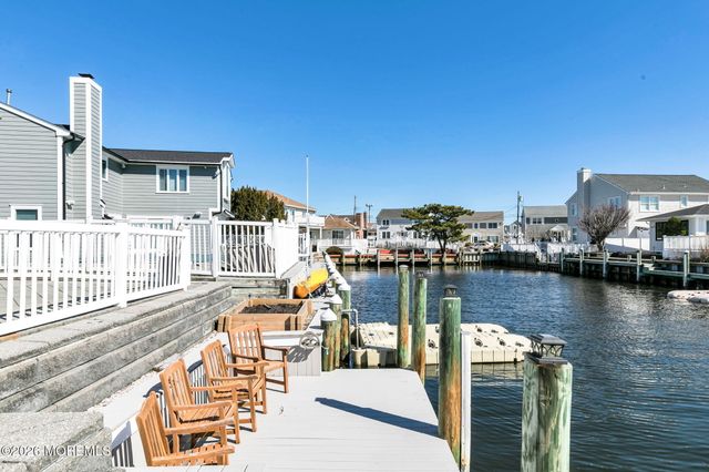 327 Tide Pond Road, Mantoloking, NJ 08738